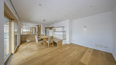 6-Zimmer-Gewerbeimmobilie mieten in Kufstein – 320 m², € 7.000 – Bild 22 von 37