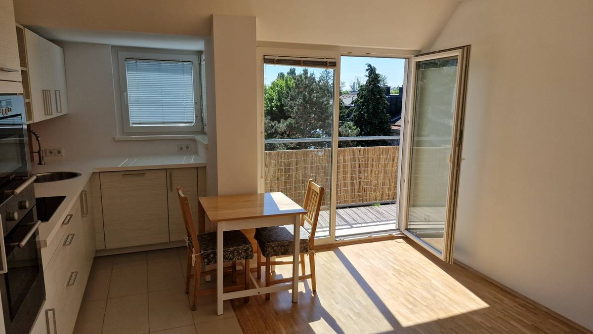 Provisionsfrei: Helle 2-Zimmer-Wohnung mit Balkon in 1120 Wien, Wien