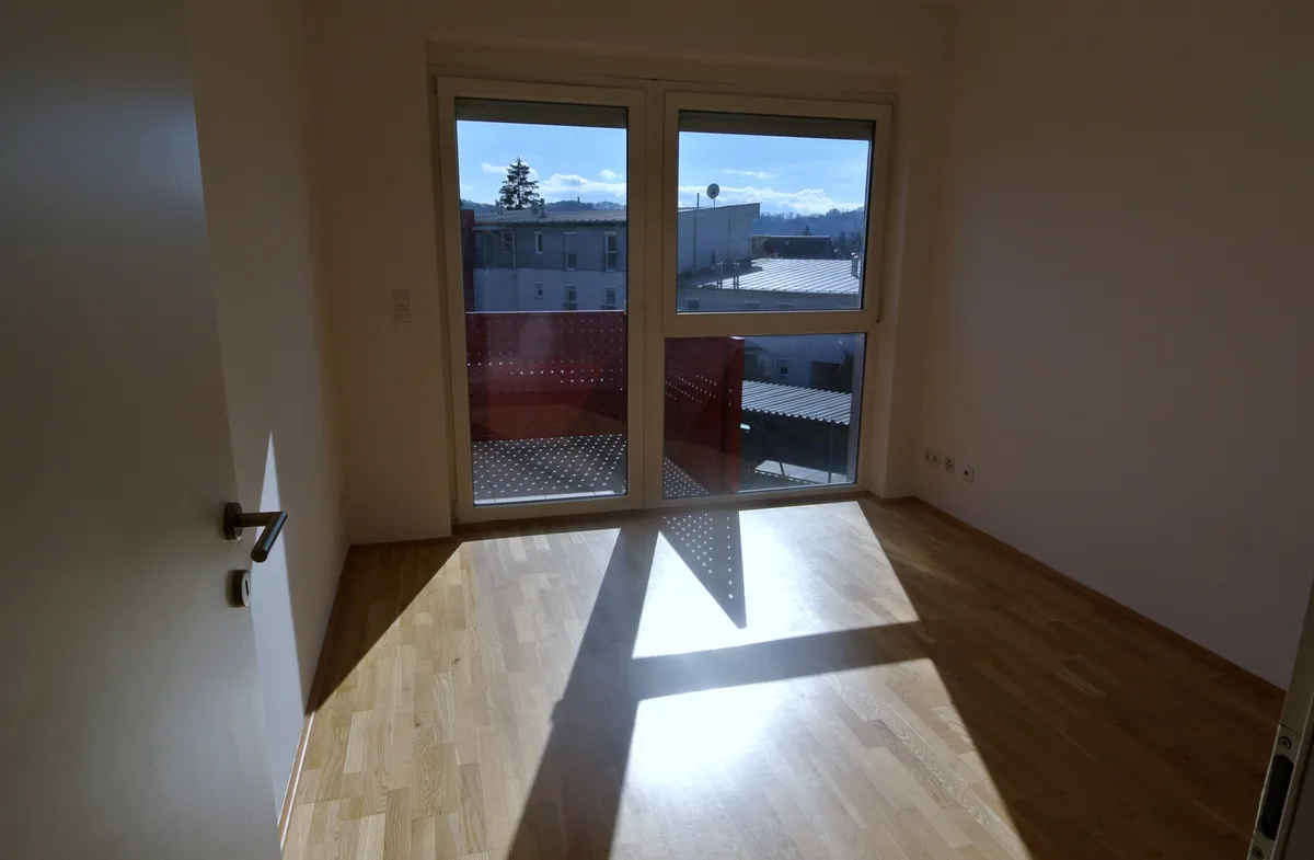 Lichtdurchflutete Mietwohnung in Wagna Nutzfläche 79 m² und ca. 12 m² Balkon! - Ansicht 3