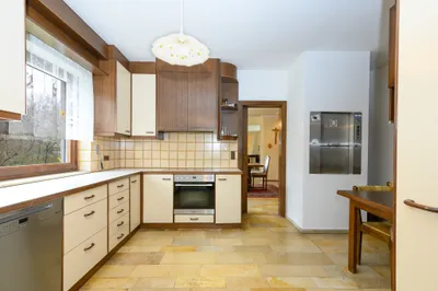 7-Zimmer-Haus kaufen in Wiener Neustadt – 345 m², € 770.000 – Bild 9 von 12