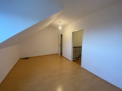 3-Zimmer-Wohnung kaufen in Wiener Neustadt – 77,3 m², € 228.000 – Bild 10 von 18