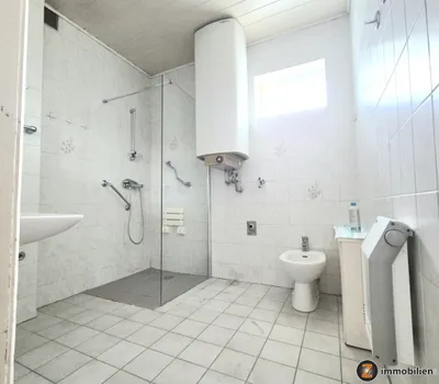 5-Zimmer-Haus kaufen in Oberpullendorf – 172 m², € 175.000 – Bild 8 von 22