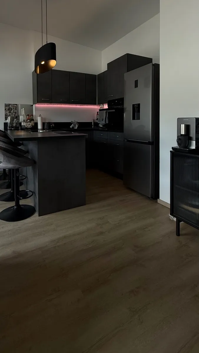 Vollmöblierte 2-Zimmer-Wohnung | Bergpanorama | Südterrasse 24m² | Hafendorf – pohled 3