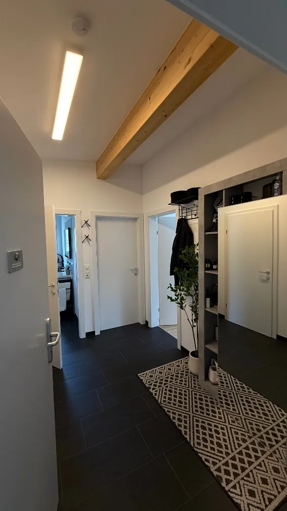 Vollmöblierte 2-Zimmer-Wohnung | Bergpanorama | Südterrasse 24m² | Hafendorf – pohled 2