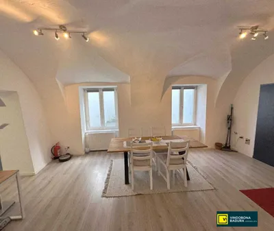 3-Zimmer-Gewerbeimmobilie kaufen in Baden – 129 m², € 249.000 – Bild 9 von 11