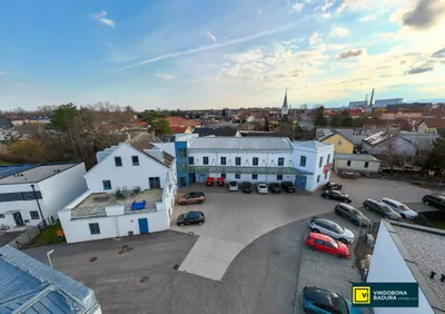 3-Zimmer-Gewerbeimmobilie kaufen in Baden – 129 m², € 249.000 – Bild 10 von 11