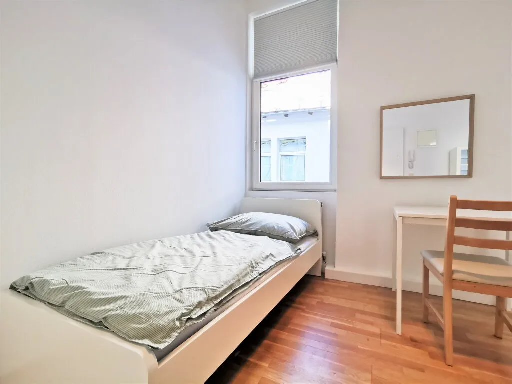 Gemütlich möblierte, ruhige 1-Zimmer-Wohnung in zentraler Lage! Kurzzeitvermietung! - Ansicht 2