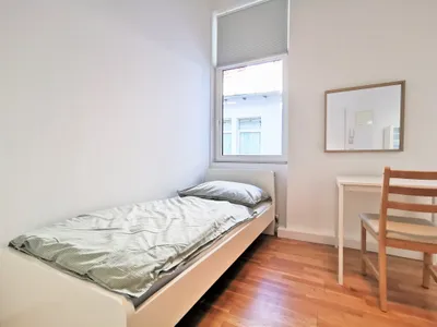 Gemütlich möblierte, ruhige 1-Zimmer-Wohnung in zentraler Lage! Kurzzeitvermietung! – Bild 2