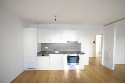 GEMÜTLICHE 2-ZIMMER - WOHNUNG MIT OST TERRASSE