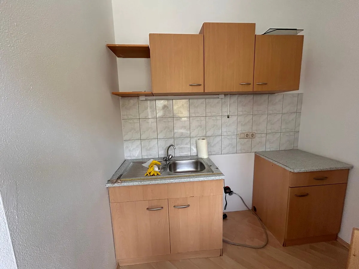 Zu verschenken: Komplettküchen - Küchenmöbel (Zustand: Gebraucht)