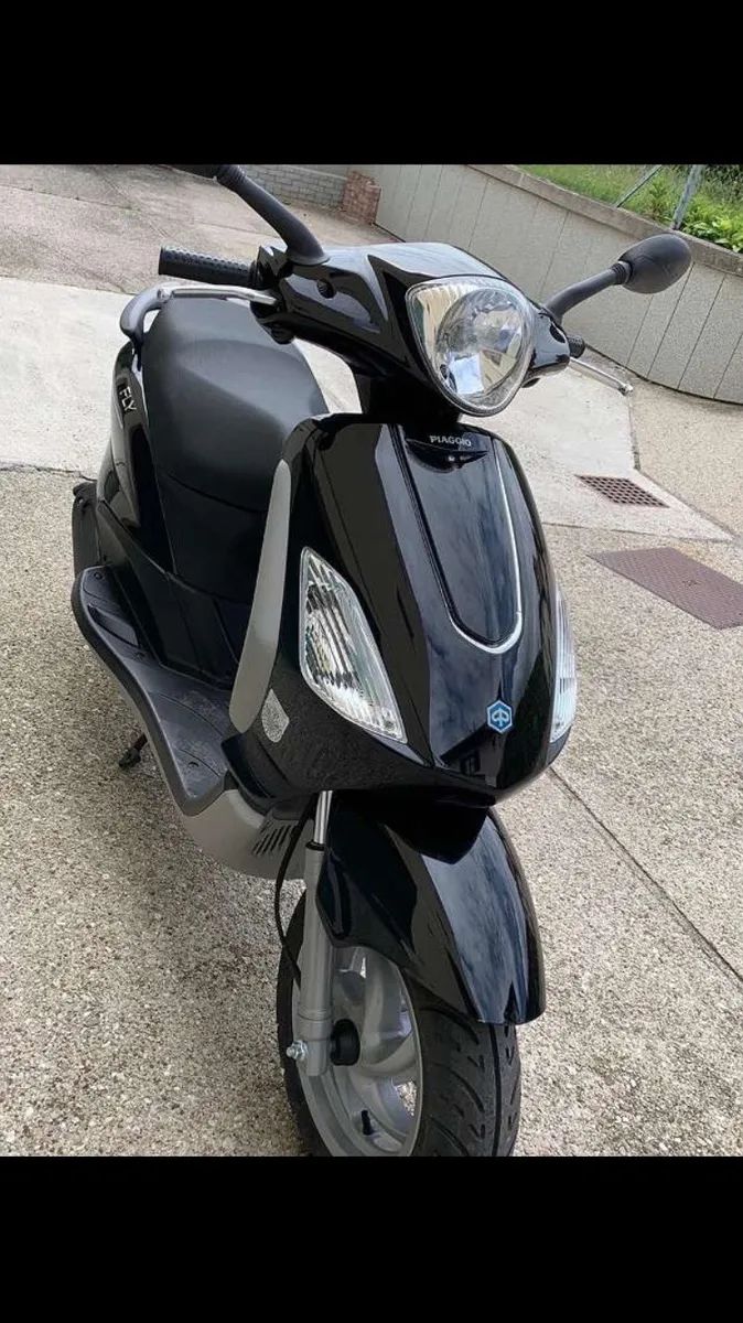 Piaggio Fly