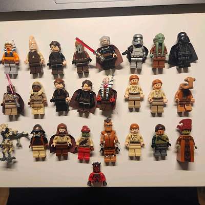 Lego Star Wars Sammlung mit Minifiguren OVP 2024 Anleitungen etc.