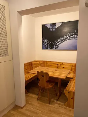 6-Zimmer-Wohnung mieten in Wien – 150 m², € 450 – Bild 16 von 90