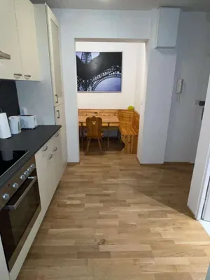 6-Zimmer-Wohnung mieten in Wien – 150 m², € 450 – Bild 37 von 90