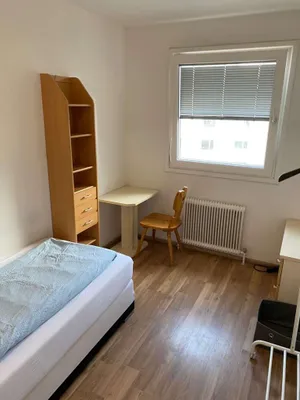 6-Zimmer-Wohnung mieten in Wien – 150 m², € 450 – Bild 87 von 90
