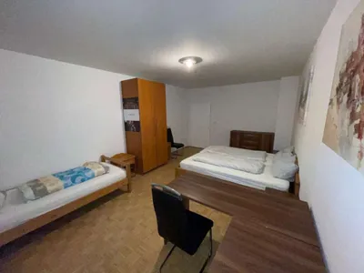 6-Zimmer-Wohnung mieten in Wien – 150 m², € 450 – Bild 22 von 90