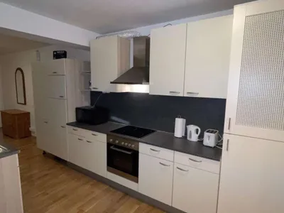 6-Zimmer-Wohnung mieten in Wien – 150 m², € 450 – Bild 32 von 90