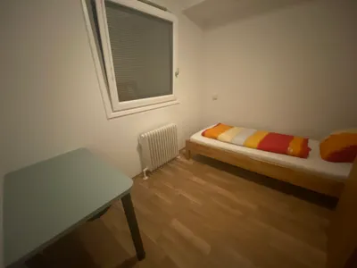 6-Zimmer-Wohnung mieten in Wien – 150 m², € 450 – Bild 3 von 90