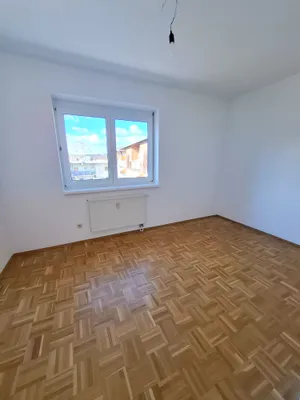 3-Zimmer-Wohnung mieten in Graz-Umgebung – 75 m², € 935 – Bild 3 von 9