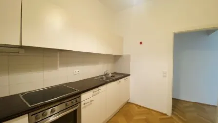 3-кімнатна квартира в старому будинку, 81 м², Landstraße, Ландштрассе