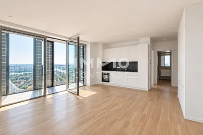 47. Etage mit 38qm Loggia: DC2 Tower: 3 Zimmer mit Skylineblick