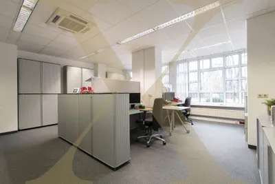 Gewerbeimmobilie mieten in Linz – 45 m², € 448