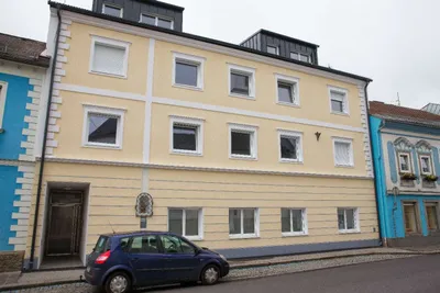 Gewerbeimmobilie mieten in Urfahr-Umgebung – 192 m², € 2.995