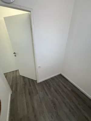 6-Zimmer-Gewerbeimmobilie mieten in Hollabrunn – 196 m², € 1.720 – Bild 25 von 57
