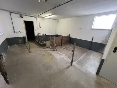 6-Zimmer-Gewerbeimmobilie mieten in Hollabrunn – 196 m², € 1.720 – Bild 37 von 57