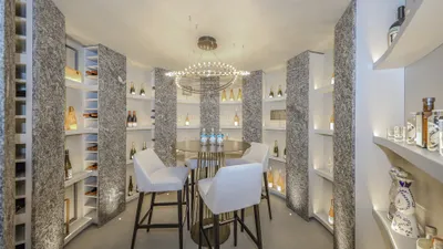 7-Zimmer-Immobilie kaufen in Kitzbühel – 438 m², € 14.900.000 – Bild 28 von 31