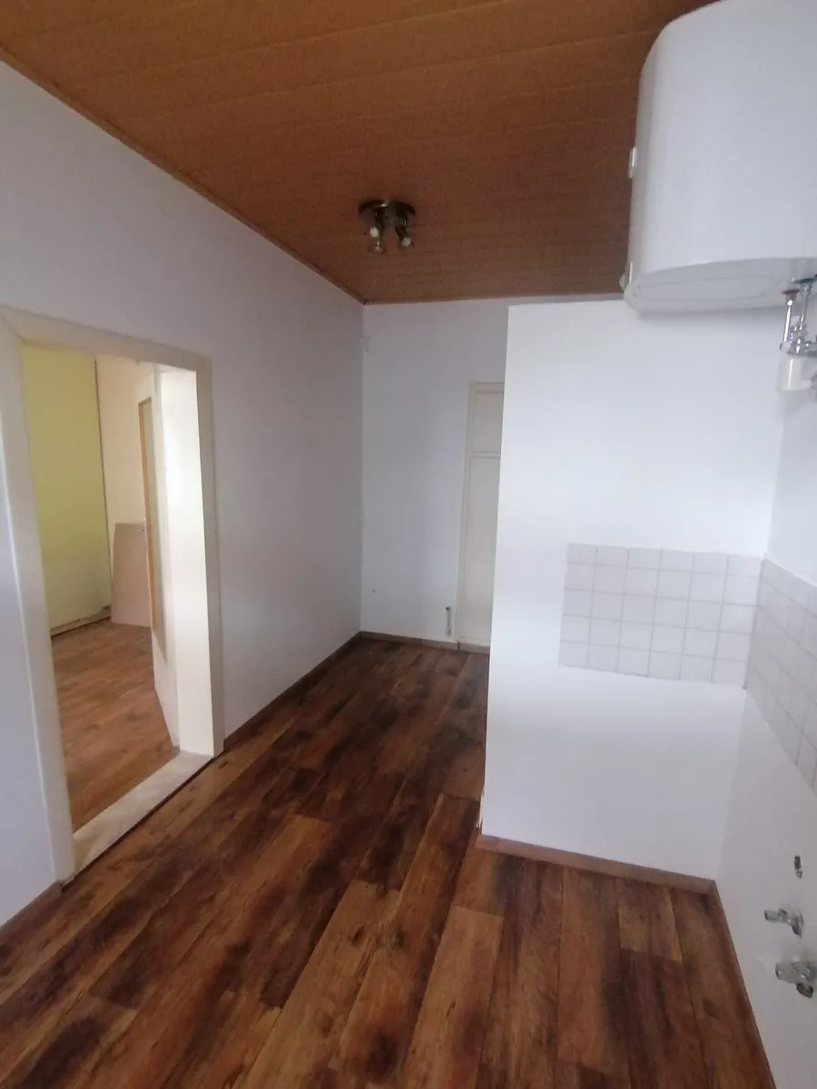 WOHNUNGSTAUSCH! - Ruhige Altbau-/ Genossenschaftswohnung in Top-Lage mit Balkon - Ansicht 2