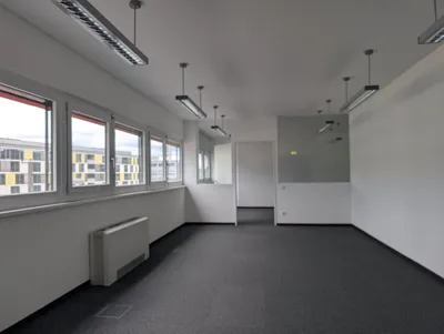 Gewerbeimmobilie mieten in Salzburg Stadt – 95 m², € 1.482