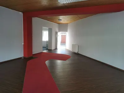 2-Zimmer-Immobilie mieten in Neunkirchen – 123 m², € 720 – Bild 5 von 6