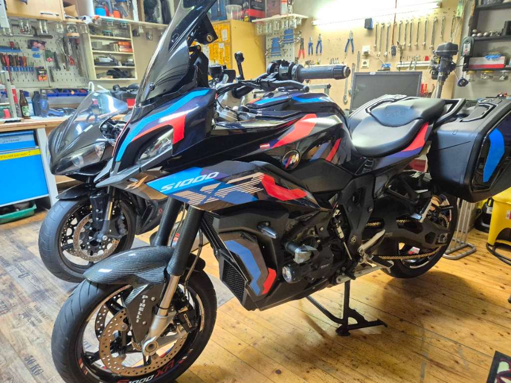 BMW S 1000 XR Tourer