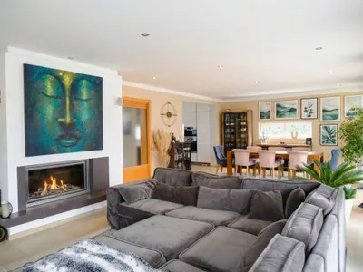 8-Zimmer-Haus kaufen in Neunkirchen – 305,67 m², € 890.000 – Bild 4 von 27