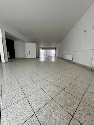 Gewerbeimmobilie mieten in Weiz – 300 m², € 3.100 – Bild 8 von 11