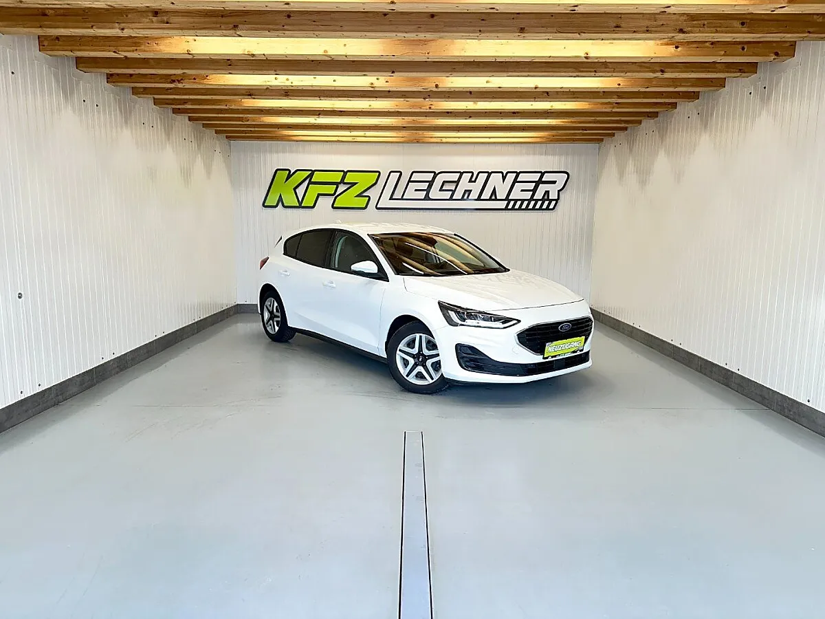 Ford Focus 1.5 EcoBl. Aut. SITZH*NAVI*LED*ACC*R.KAM"