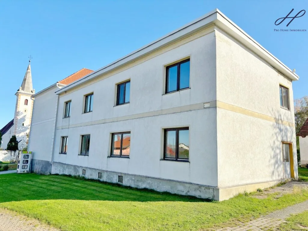 Geräumiges Einfamilienhaus mit Scheune und Keller auf großem Grundstück - Widok 2