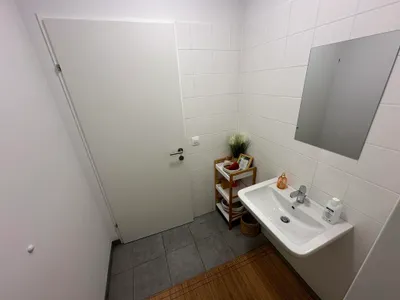 1-Zimmer-Gewerbeimmobilie mieten in Wien – 16 m², € 421 – Bild 12 von 16
