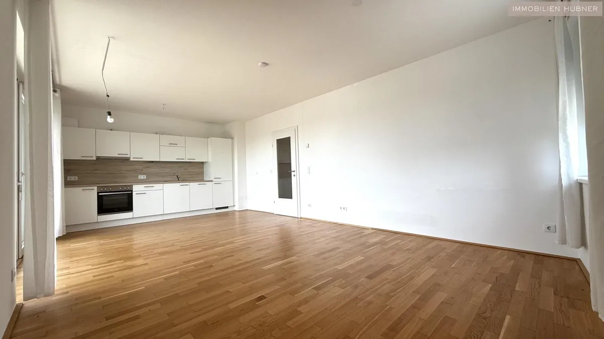 Großzügige Neubauwohnung mit 14m² MEGA-SÜD-Balkon nahe Akademiepark – pohled 3