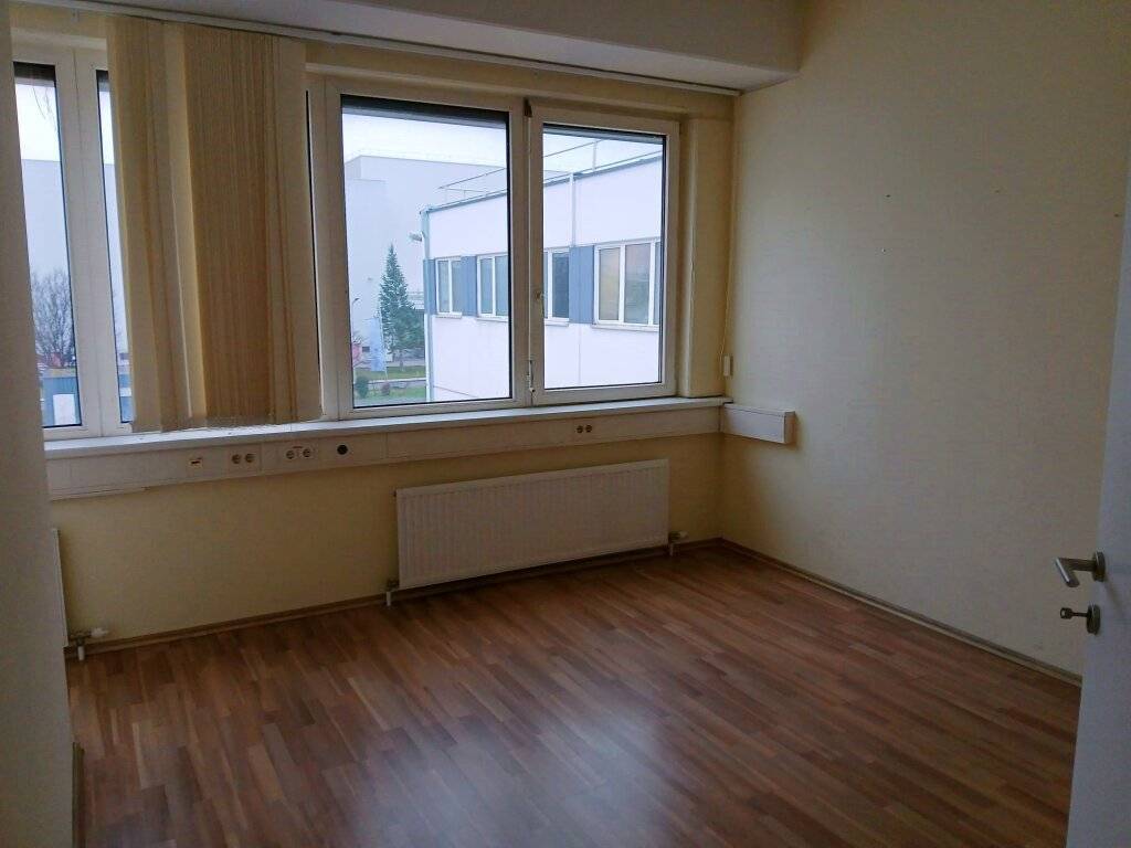 Moderne Bürofläche im Company-Building - Ansicht 2