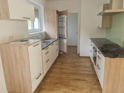 4-Zimmer-Haus mieten in Neusiedl am See – 195 m², € 2.200 – Bild 5 von 11