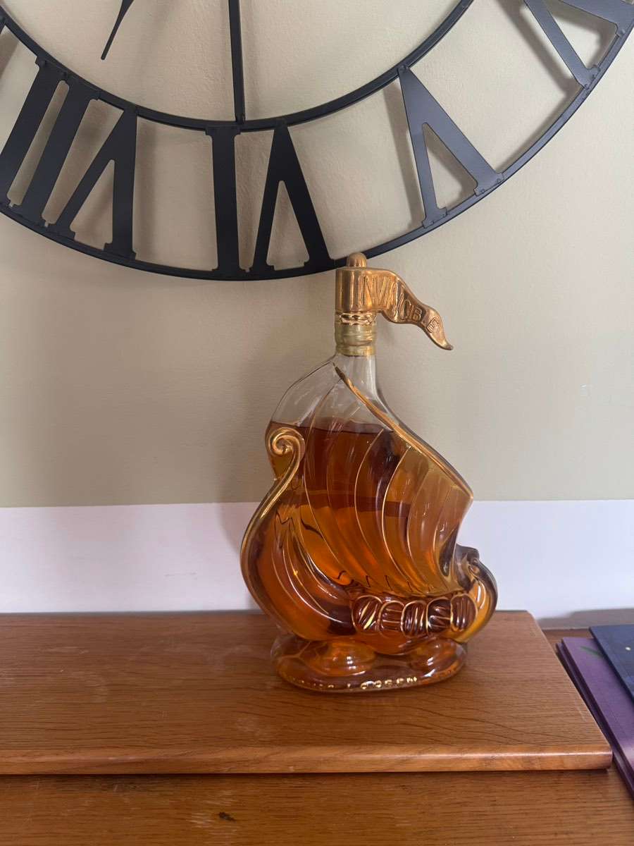Larsen Viking Ship fine Champagne Cognac