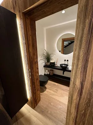 6-Zimmer-Wohnung mieten in Kitzbühel – 232 m², € 7.980 – Bild 28 von 29