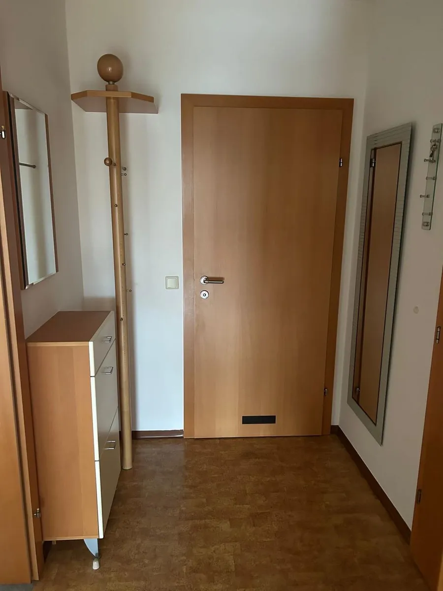 Helle schöne Wohnung ruhige Lage mit Burgblick und Balkon - Widok 3