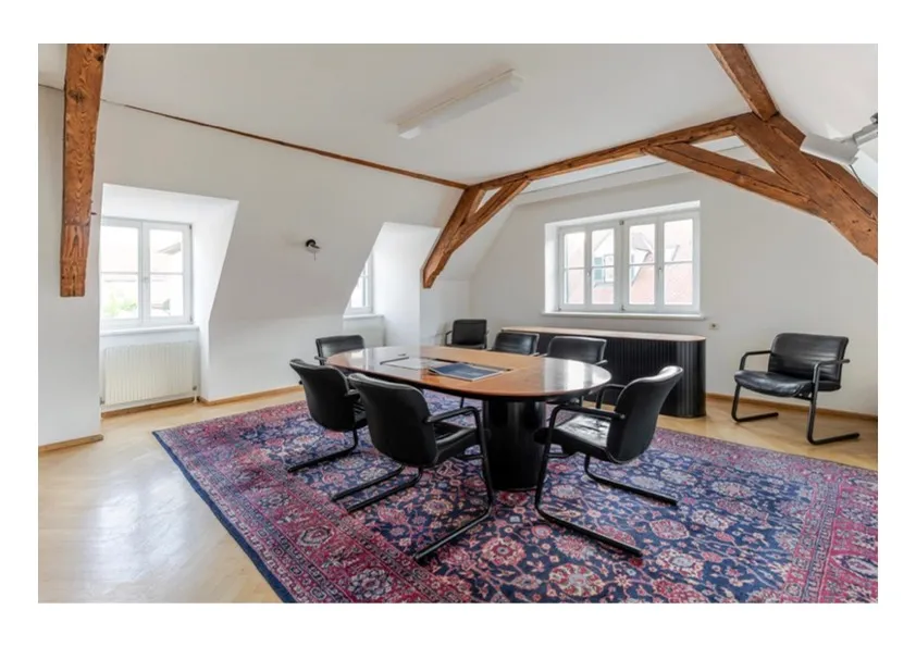 Repräsentative Büroflächen am Grazer Platz in Fürstenfeld - historische Architektur trifft moderne Ausstattung. IUnbefristetes Mietverhältnis möglich! - Ansicht 2