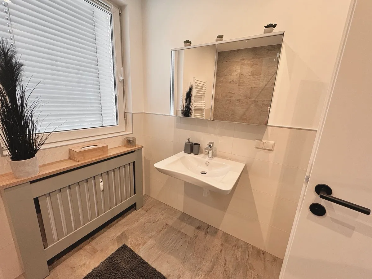 Möblierte Wohnung in TOP Lage – pohled 3