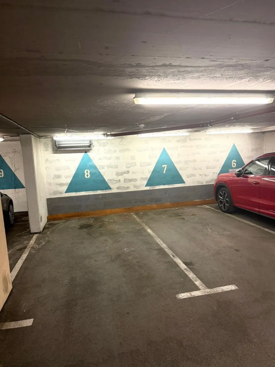++ PKW-TIEFGARAGENPLÄTZE ++ in Mödling, Enzersdorfer Strasse 4 – pohled 2