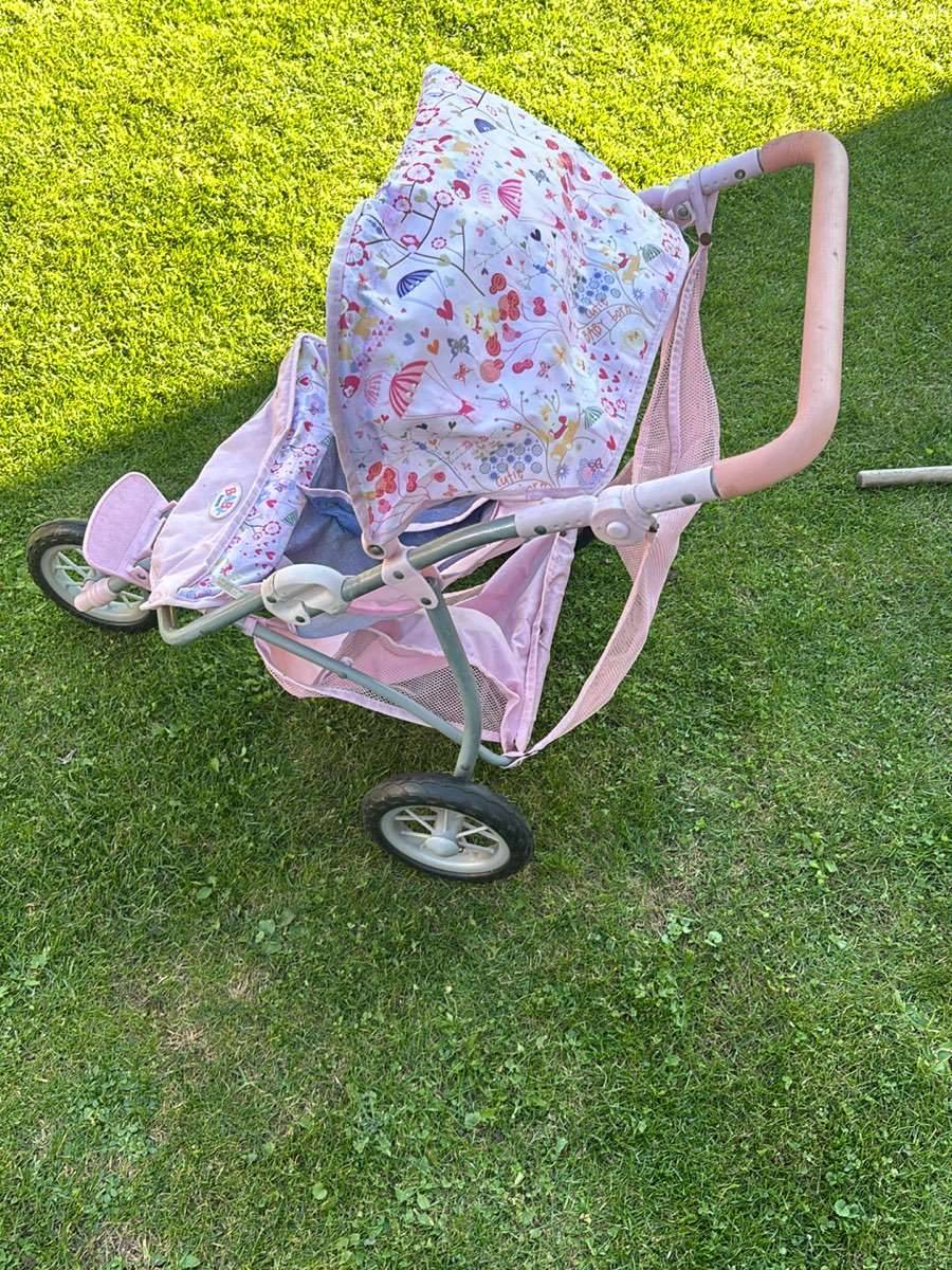 Gebrauchter Zwillingsbuggy Puppenwagen Baby Born,  5,- (2542 Kottingbrunn)  - willhaben