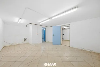7-Zimmer-Haus kaufen in Hollabrunn – 282 m², € 559.000 – Bild 54 von 56